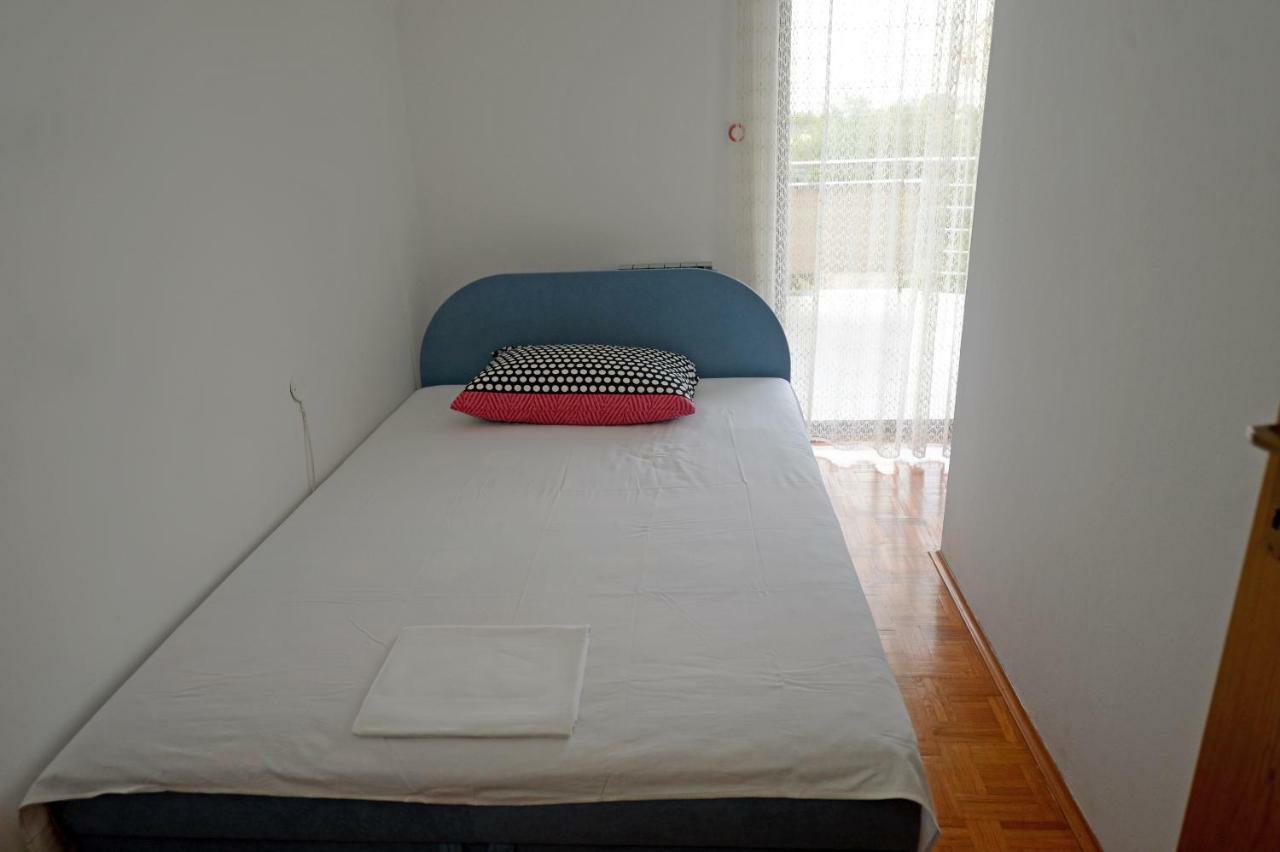 Bozena Apartment *