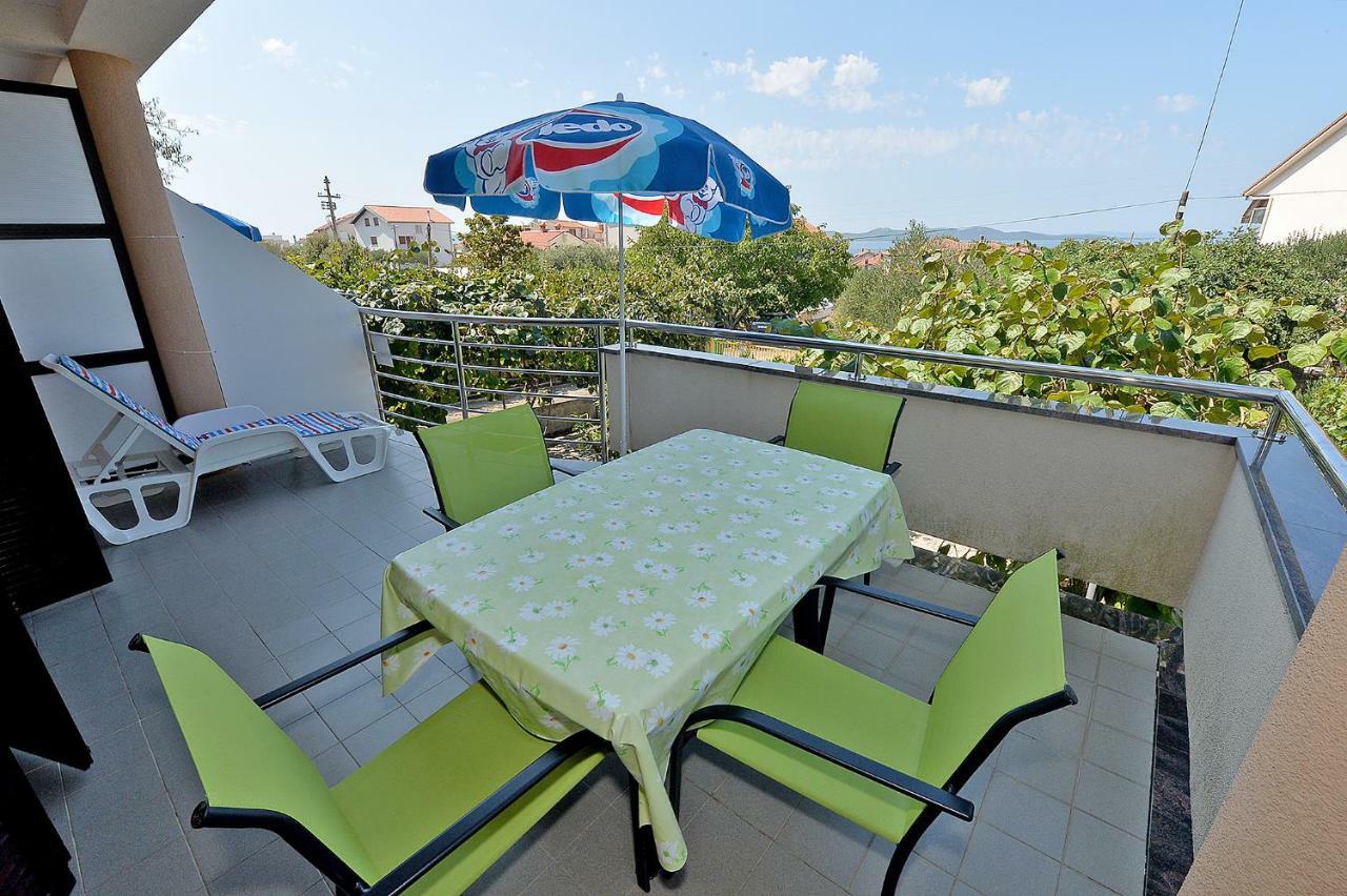 Bozena Apartment *